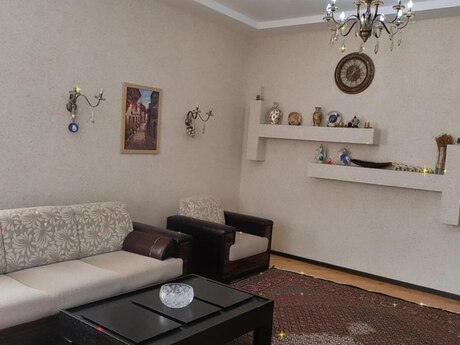 5 otaqlı həyət evi/bağ evi - Sea Breeze q. - 350 m²