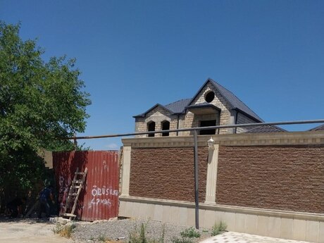 4 otaqlı həyət evi/bağ evi - Binə q. - 145 m²