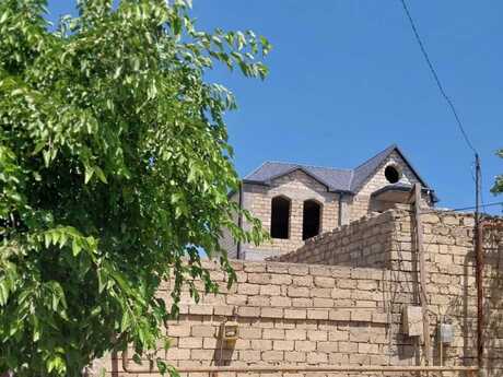 4 otaqlı həyət evi/bağ evi - Binə q. - 145 m²