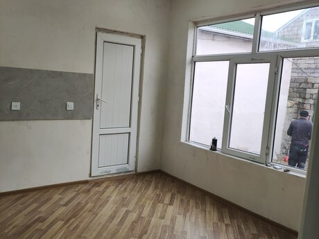 3 otaqlı həyət evi/bağ evi - Albalılıq q. - 100 m²