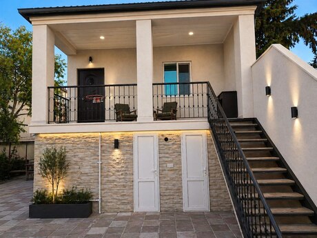 4 otaqlı həyət evi/bağ evi - Şüvəlan q. - 100 m²