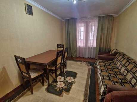 3 otaqlı köhnə tikili - Nəriman Nərimanov m. - 80 m²