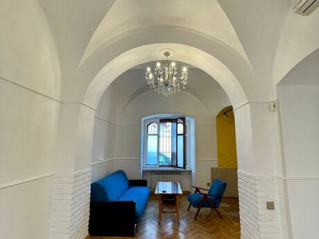 5 otaqlı ofis - Nizami m. - 110 m²