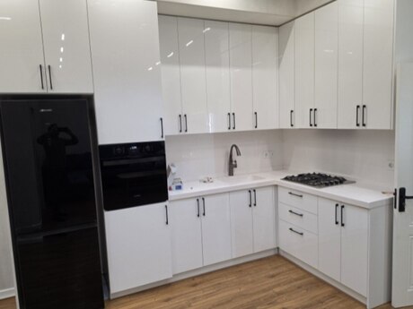 2 otaqlı yeni tikili - Koroğlu m. - 80 m²