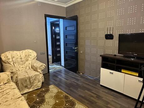 Elan №6074606 - Bakı, Yasamal r., 2 otaqlı, 70 m², 5/9 mərtəbə