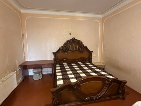 1 otaqlı köhnə tikili - Əhmədli m. - 35 m²