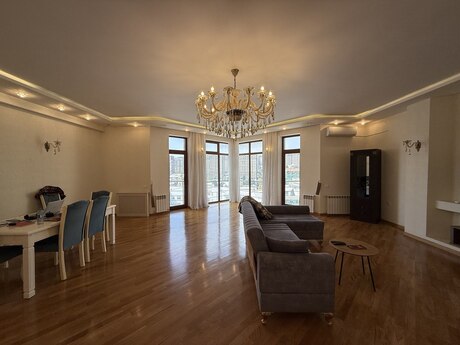 4 otaqlı mənzil, 210 m², 28 May: 749 000 ₼ 3