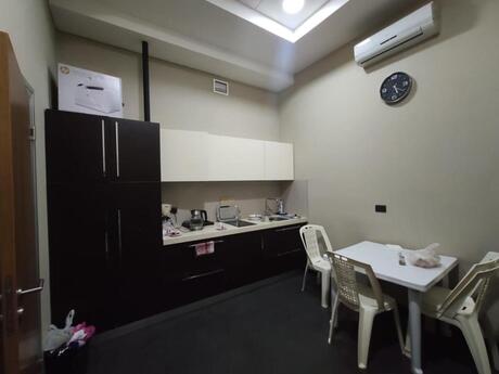 5 otaqlı ofis - 28 May m. - 200 m²