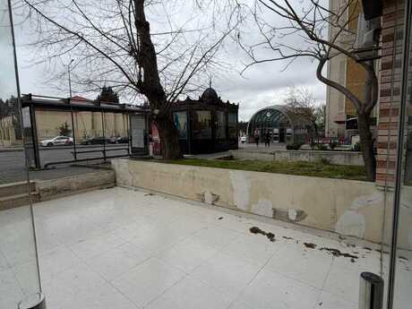 Obyekt - 8 Noyabr m. - 180 m²
