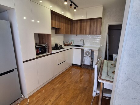Объявление №6074706 - Баку, м. Мемар Аджеми, 2-комн., 70 м², 5/9 этаж