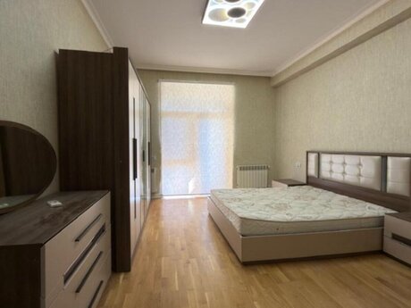 3 otaqlı yeni tikili - Ağ şəhər q. - 92 m²