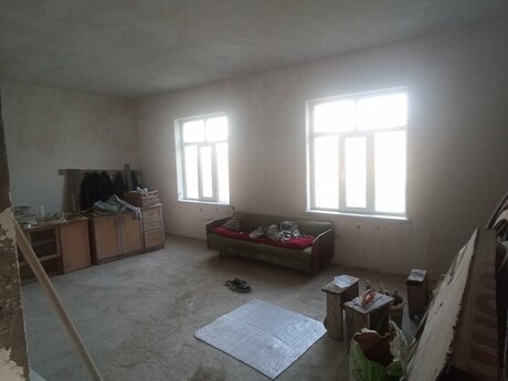 3 otaqlı həyət evi/bağ evi - Buzovna q. - 95 m²