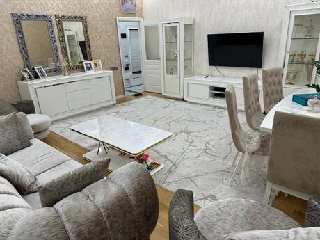 3 otaqlı mənzil, 137 m², 8 Noyabr: 480 000 ₼ 2