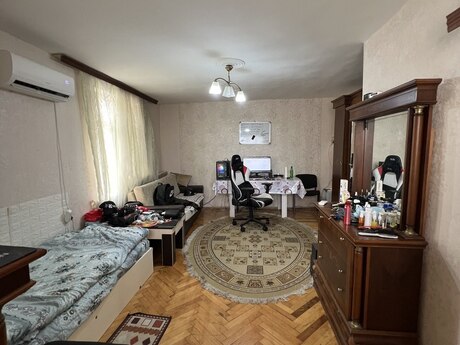 1 otaqlı köhnə tikili - İnşaatçılar m. - 35 m²