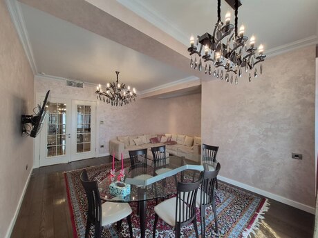 Kirayə 3 otaqlı mənzil, 170 m², Nərimanov: 3 000 ₼/ay 2