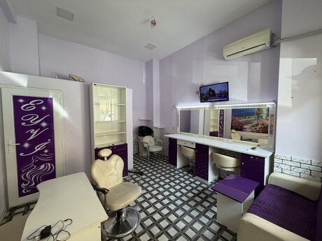 Obyekt - İnşaatçılar m. - 20 m²