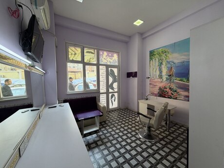 Obyekt - İnşaatçılar m. - 20 m²
