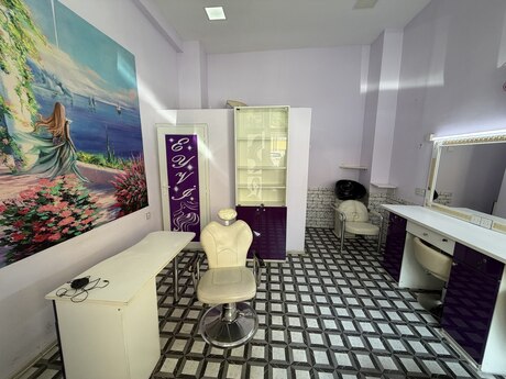 Obyekt - İnşaatçılar m. - 20 m²