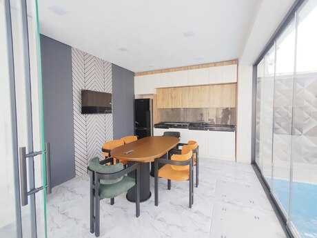 4 otaqlı həyət evi/bağ evi - Mərdəkan q. - 170 m²