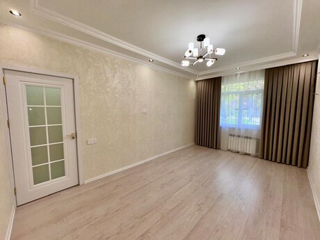 2 otaqlı köhnə tikili - Azadlıq Prospekti m. - 55 m²