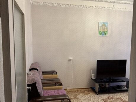 4 otaqlı köhnə tikili - Xalqlar Dostluğu m. - 100 m²