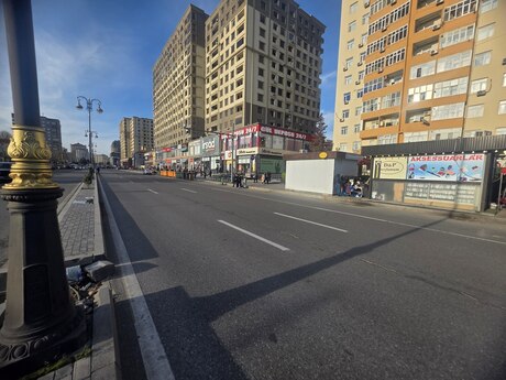 3-комн. новостройка - м. Иншаатчылар - 97 м²