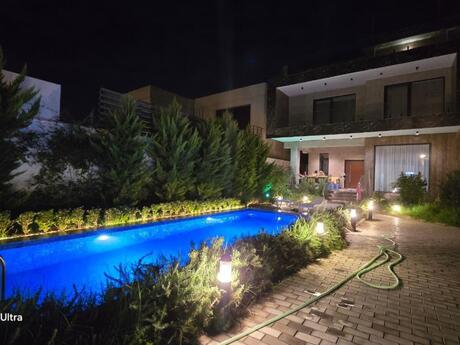 7 otaqlı həyət evi/bağ evi - Buzovna q. - 350 m²