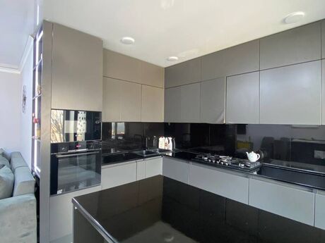 3 otaqlı yeni tikili - Səbail r. - 98 m²