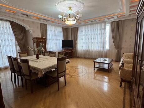 4 otaqlı mənzil, 180 m², Elmlər Akademiyası: 520 000 ₼ 2
