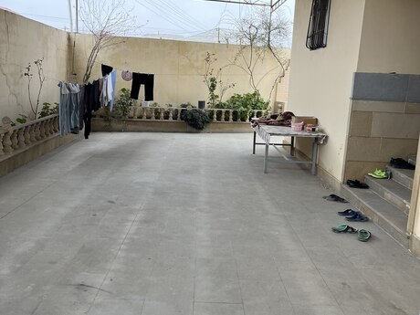 3 otaqlı həyət evi/bağ evi - Xocəsən m. - 110 m²