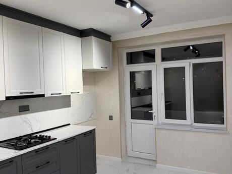 2 otaqlı köhnə tikili - Yeni Günəşli q. - 52 m²
