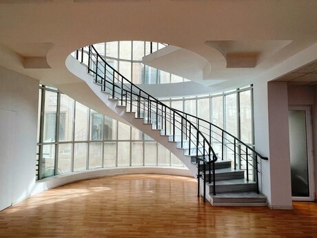 Obyekt - İçəri Şəhər m. - 2000 m²