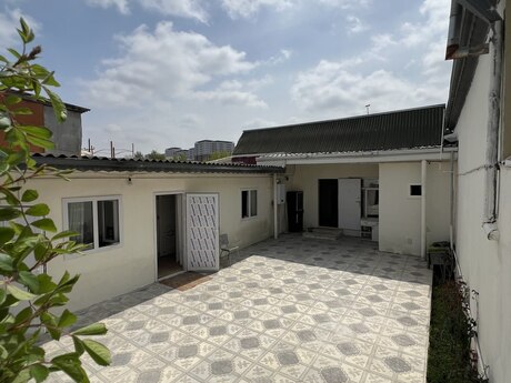 4 otaqlı həyət evi/bağ evi - Binəqədi q. - 100 m²