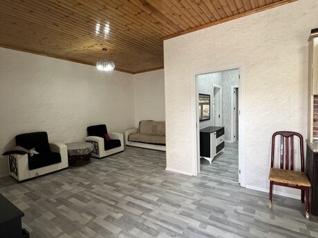 4 otaqlı həyət evi/bağ evi - Binəqədi q. - 100 m²
