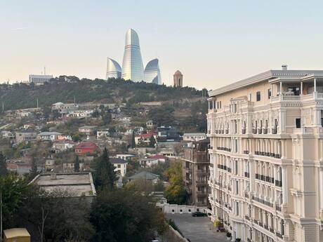 Elan №6075182 - Bakı, Səbail r., 3 otaqlı, 56 m², 5/5 mərtəbə