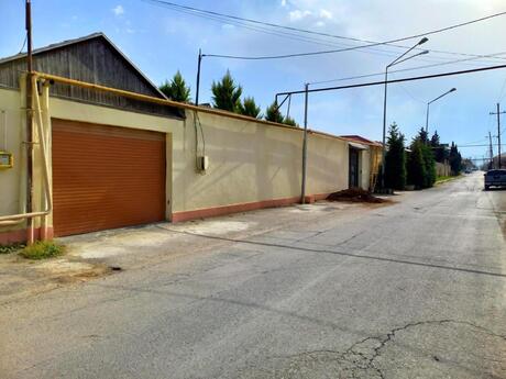 4 otaqlı həyət evi/bağ evi - Mərdəkan q. - 200 m²
