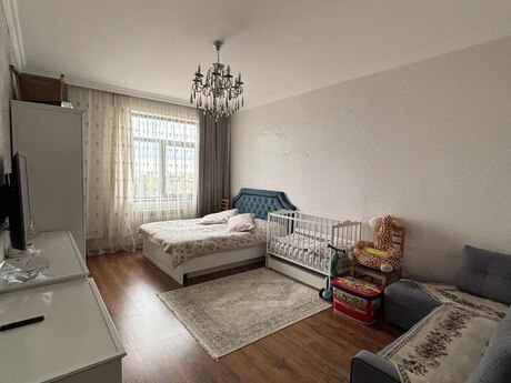1 otaqlı yeni tikili - Neftçilər m. - 44 m²