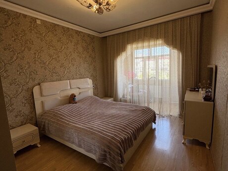 2 otaqlı köhnə tikili - Suraxanı r. - 65 m²