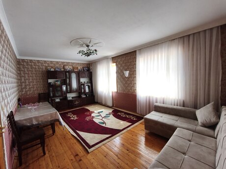 Elan №6075237 - Bakı, Zığ q., 5 otaqlı, 100 m², 3/5 mərtəbə