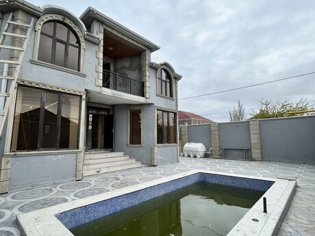 6 otaqlı həyət evi/bağ evi - Binə q. - 240 m²