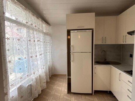 3 otaqlı həyət evi/bağ evi - Həzi Aslanov q. - 60 m²