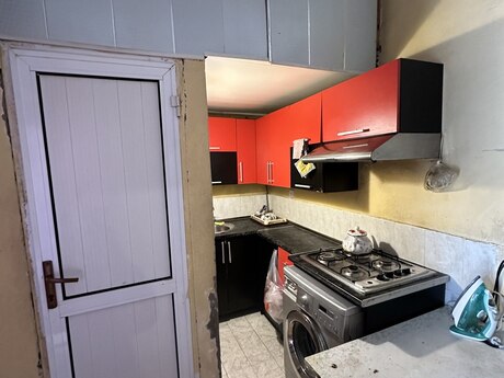 3 otaqlı həyət evi/bağ evi - Yeni Yasamal q. - 70 m²