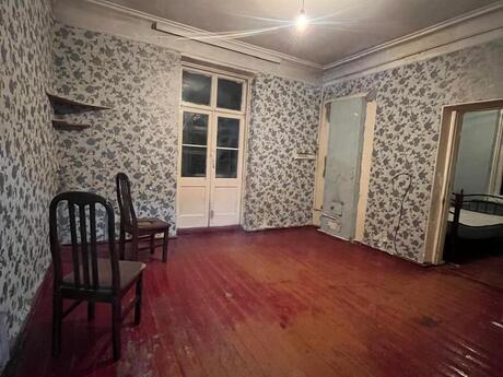 2 otaqlı köhnə tikili - Biləcəri q. - 70 m²