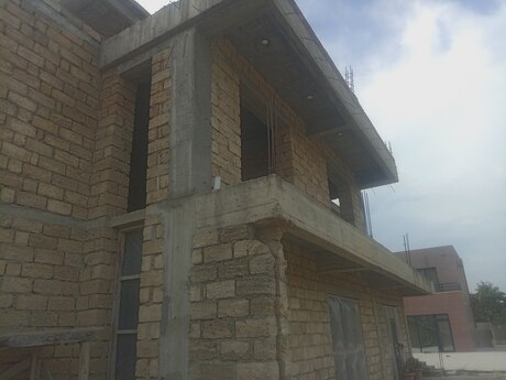 6 otaqlı həyət evi/bağ evi - Pirşağı q. - 340 m²
