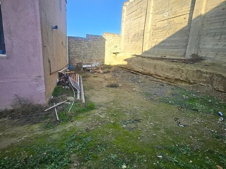 4 otaqlı həyət evi/bağ evi - Badamdar q. - 132 m²