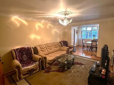 Elan №6075444 - Bakı, İnşaatçılar m., 6 otaqlı, 150 m², 1/5 mərtəbə