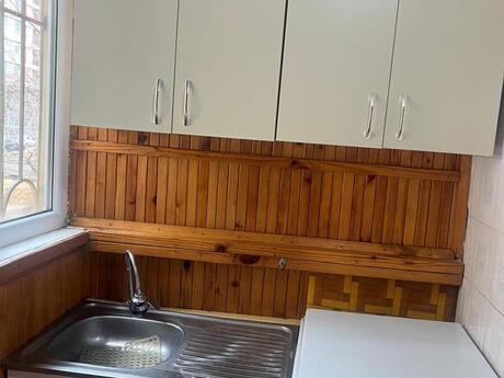 2 otaqlı köhnə tikili - Neftçilər m. - 50 m²