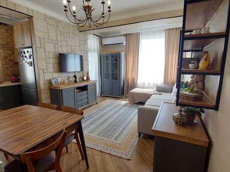 4 otaqlı yeni tikili - Dərnəgül m. - 100 m²