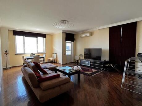 Объявление №6075469 - Баку, м. Низами, 3-комн., 120 м², 15/20 этаж