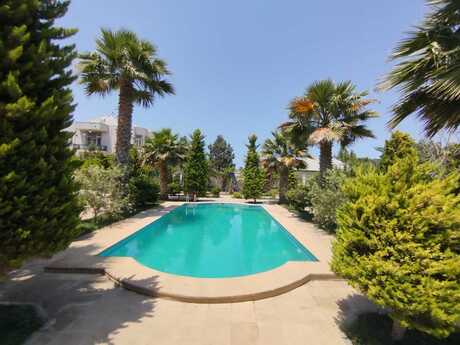 6 otaqlı həyət evi/bağ evi - Mərdəkan q. - 550 m²